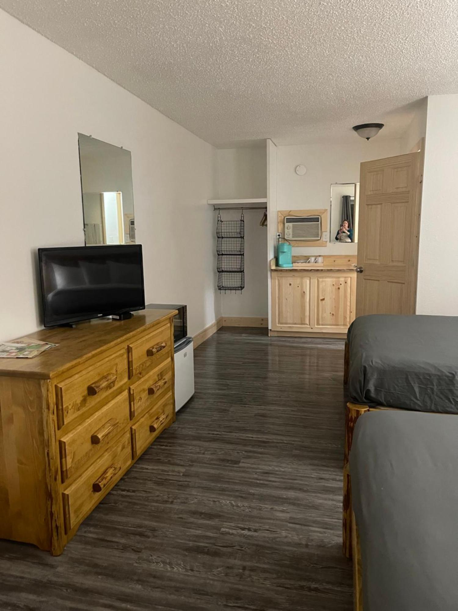 Kootenai Valley Motel Bonners Ferry Buitenkant foto